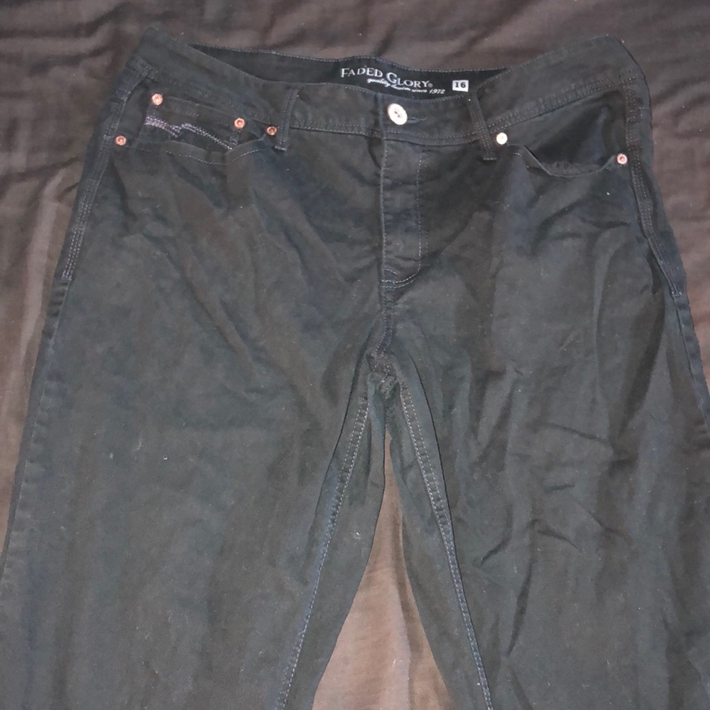 Women’s jeans